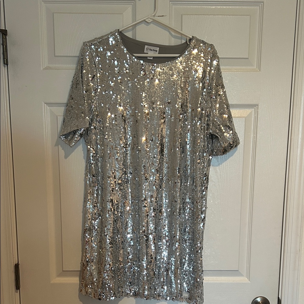 Silver Sequin Short Sleeve Top